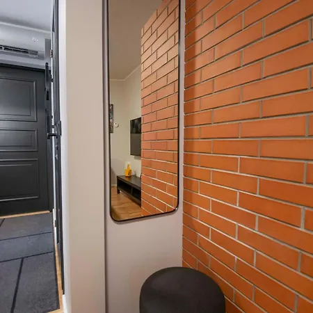 Апартаменты Homey Apartment At Tartu Woody Karlova & Free Parking 2