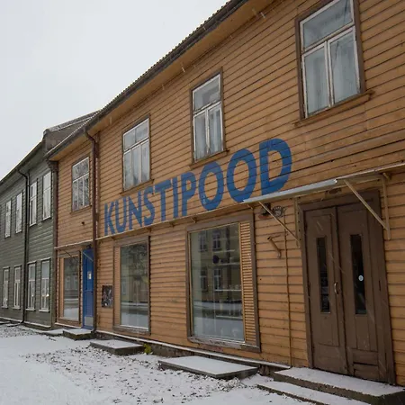 Apartment Karlovaidyll 2 - Cozy In A Quiet Area With Free Parking *